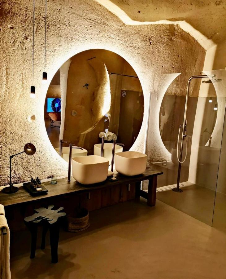 Stageroom01 - * Matera