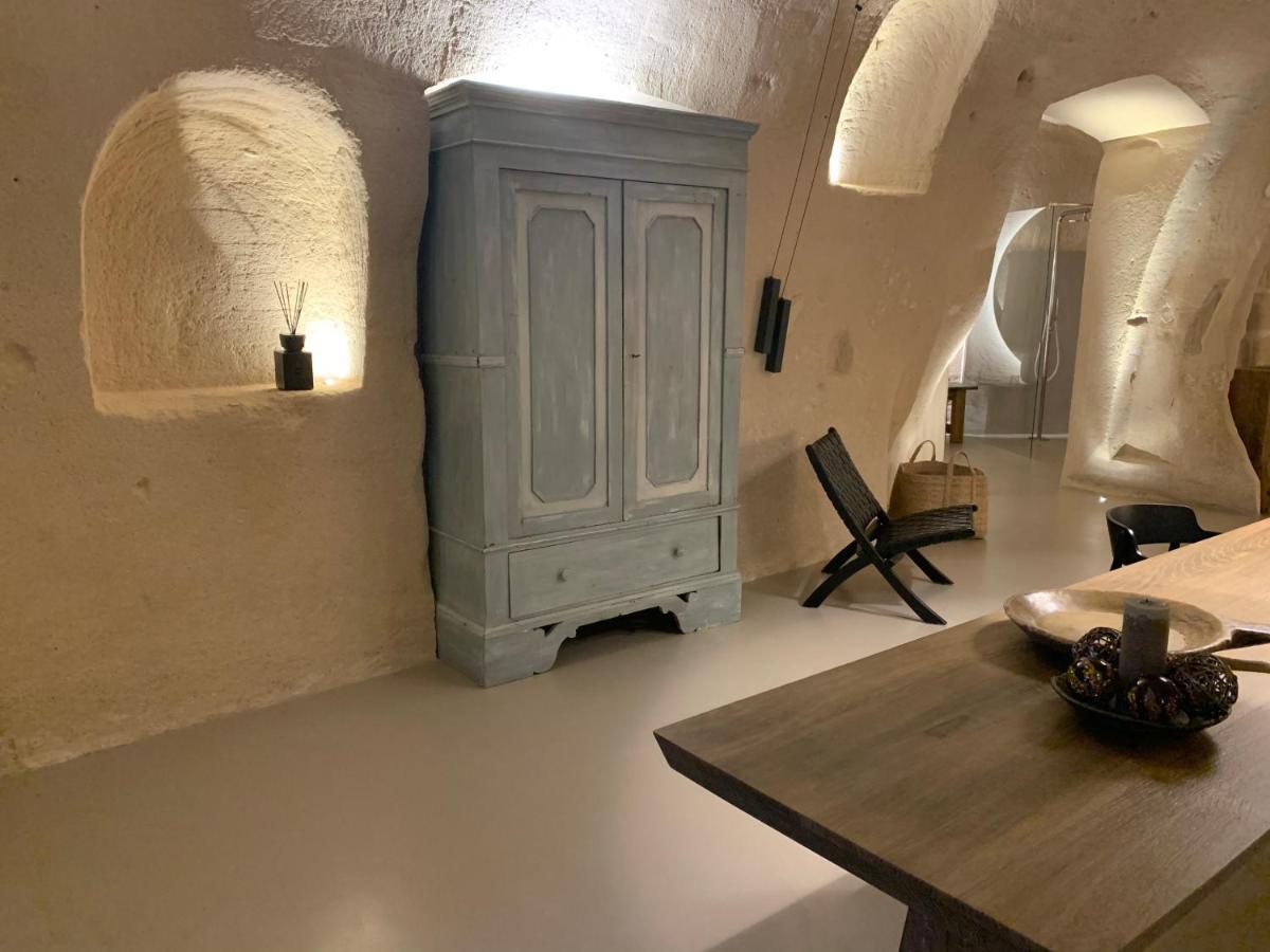 Apartment Stageroom01 -